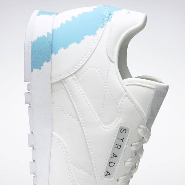 Tênis da collab Call Mom, entre a Reebok e a Collina Strada