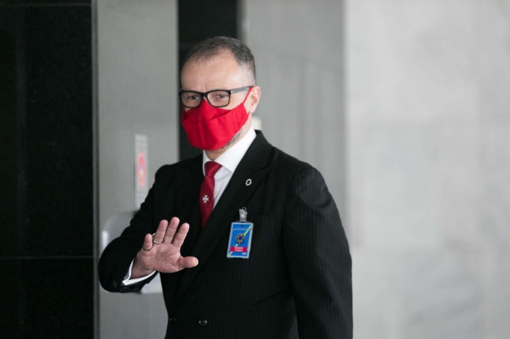 Almirante Barra Torres, presidente da Anvisa chega ao Palácio do Planalto 7