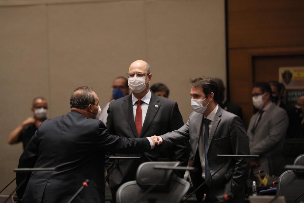 Governador afastado Wilson Witzel participa de sessão de TEM