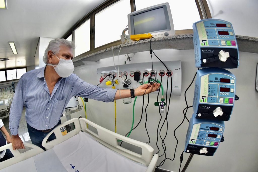 goias ronaldo caiado inaugura leito de uti