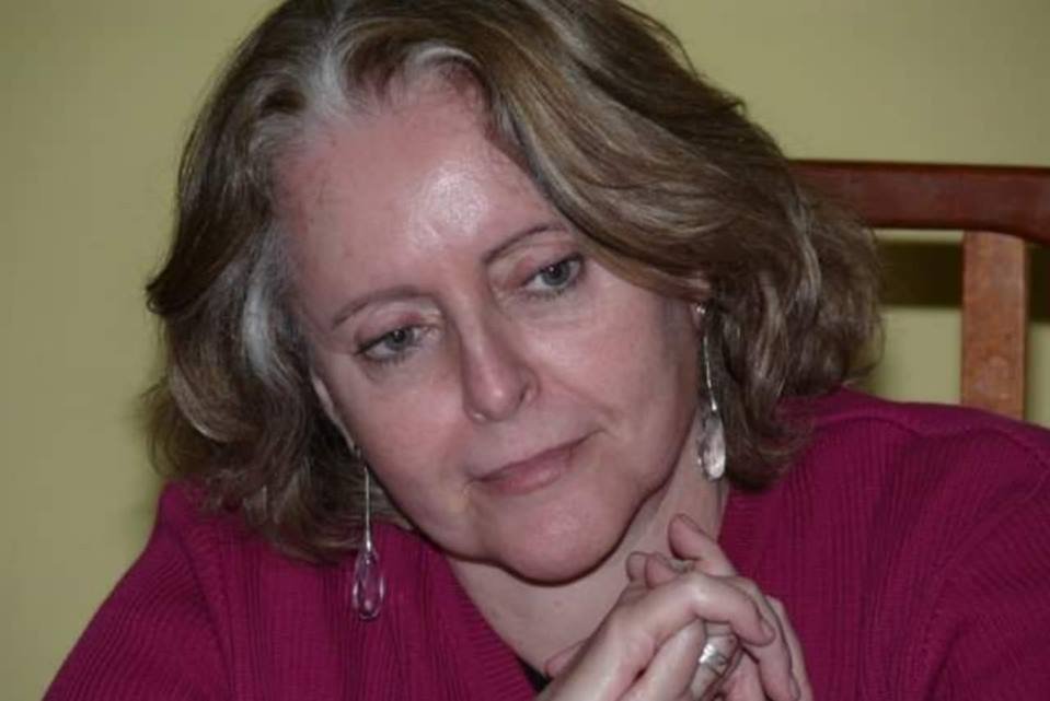 Professora e jornalista Elizabeth Pazito Brandão morre de Covid-19