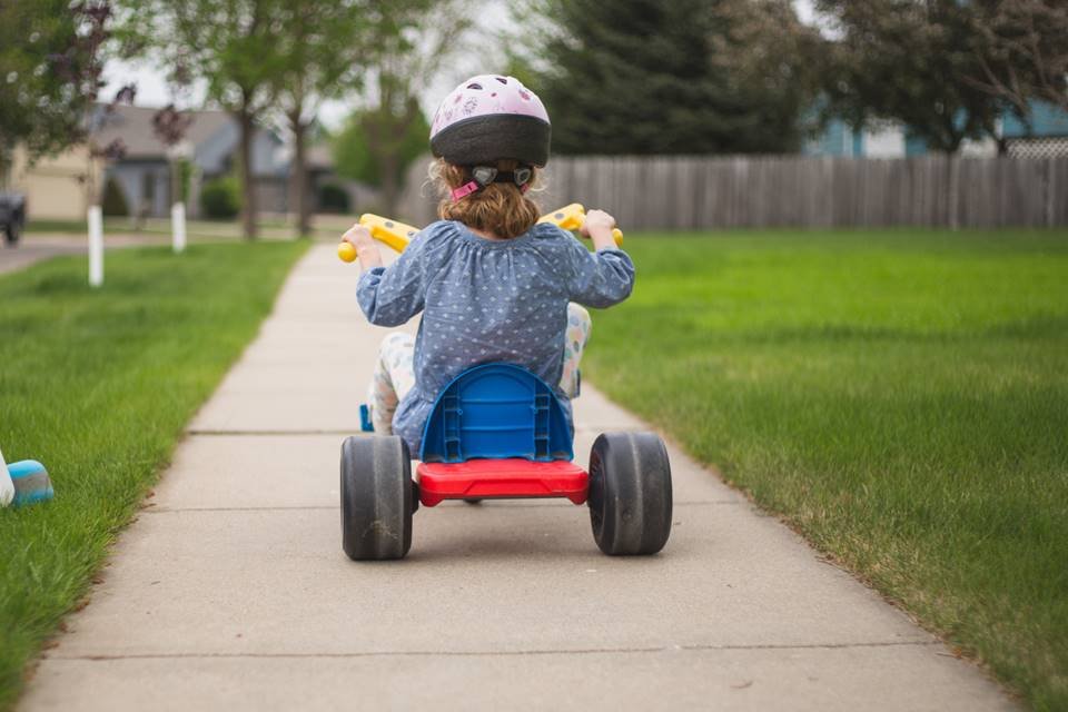 Triciclo Infantil com Capota - Passeio e Pedal - Rosa - Bandeirante