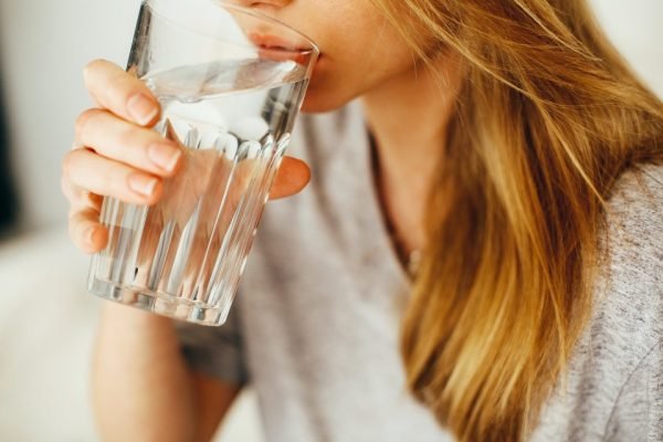 Vocês tomam água gelada quando estão gripados? 🤧🧊