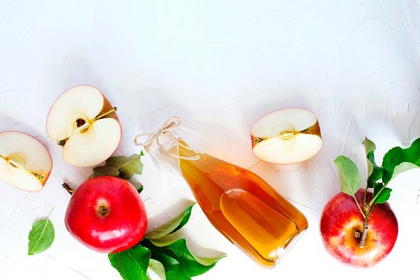 Vinagre e maçãs