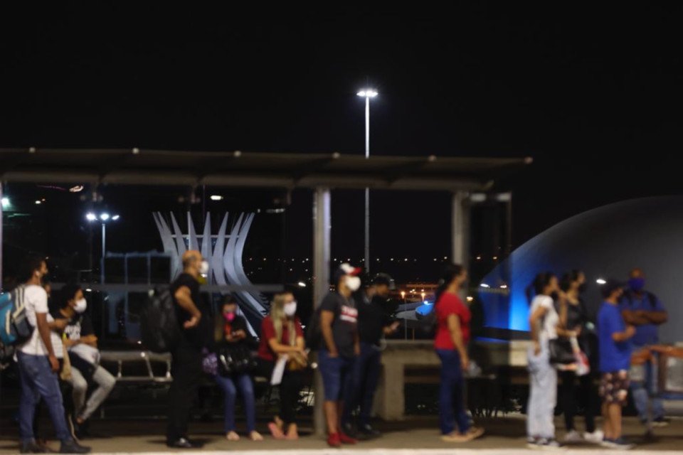 aglomeração ônibus