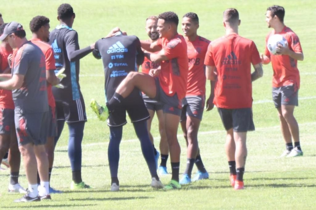 Jogadores Flamengo treino