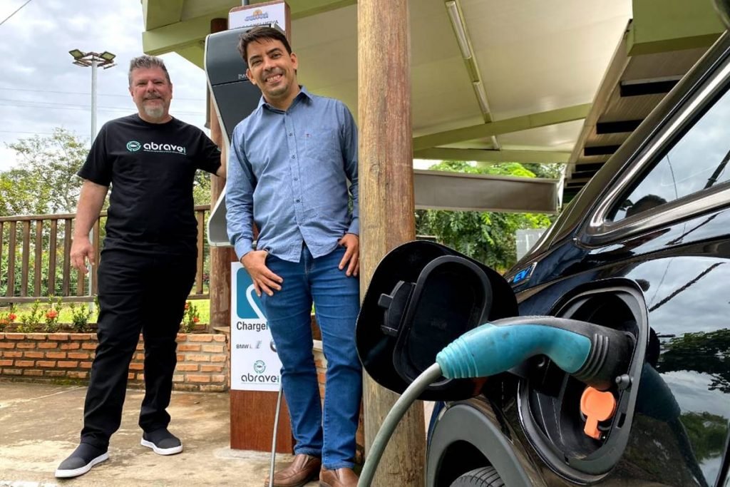 instalação de pontos de recargas de carros elétricos