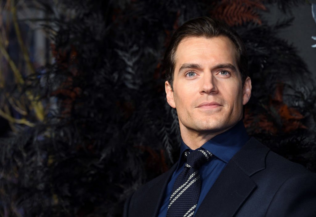 Henry Cavill se declara para nova namorada: “Meu brilhante amor”