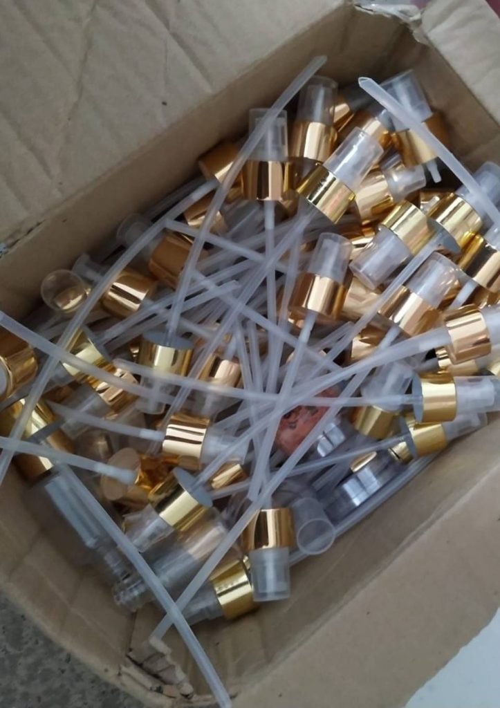 Blogueira é presa por falsificar cosméticos
