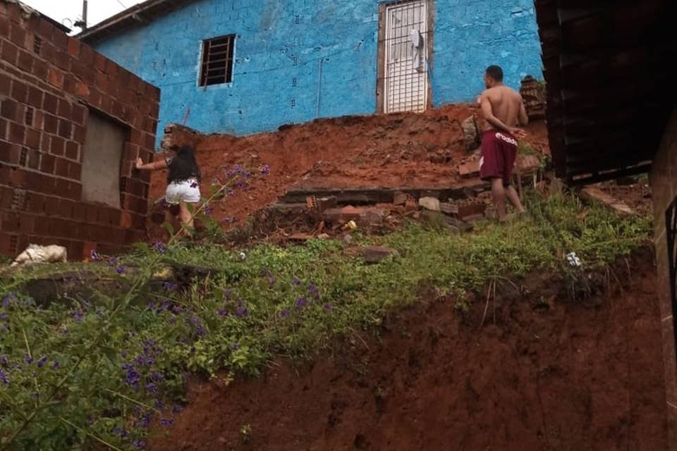 Deslizamento de terra em Pernambuco