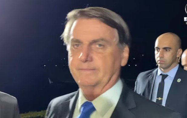 Bolsonaro e apoiadores