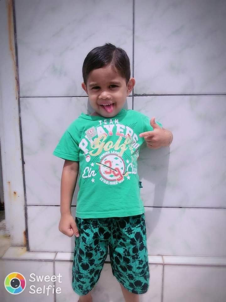 Davi Bryan pede carrinho e boneco de presente