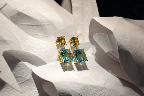 Exposição da Tiffany com 500 peças de alta joalheria na China