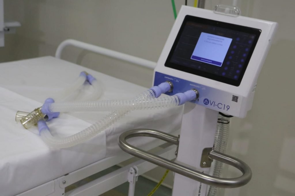 Inauguração do Hospital de Campanha Santa Cecília, São Paulo, em 13 de abril