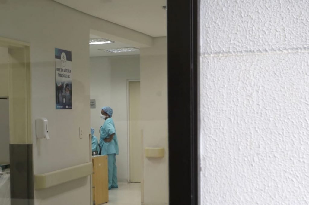 Inauguração do Hospital de Campanha Santa Cecília, São Paulo, em 13 de abril