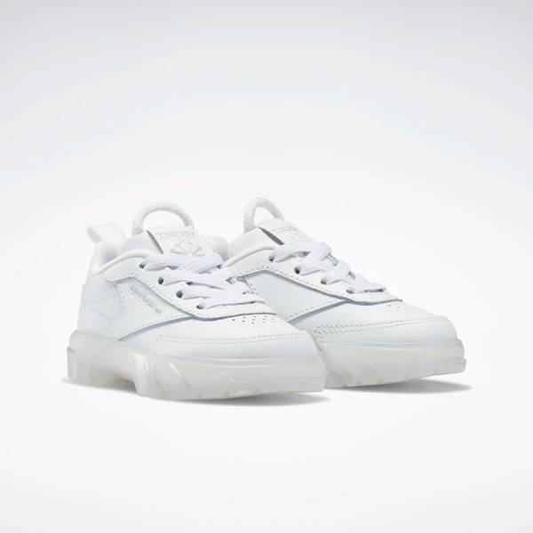 Tênis Cardi B Club C da coleção Summertime Fine - Cardi B x Reebok