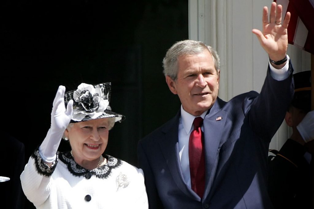 Rainha Elizabeth e George Bush