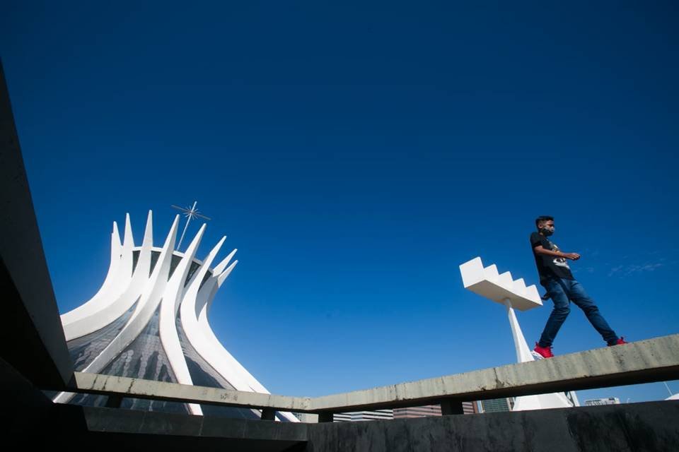 Missa em homenagem ao aniversário de Brasília na Catedral Metropolitana