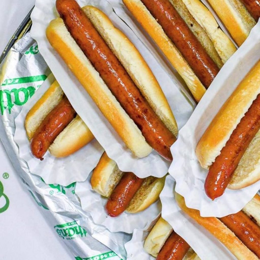 Direto de NY, a rede de hot-dogs Nathan's Famous chega ao Brasil