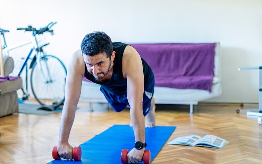Homem treinando