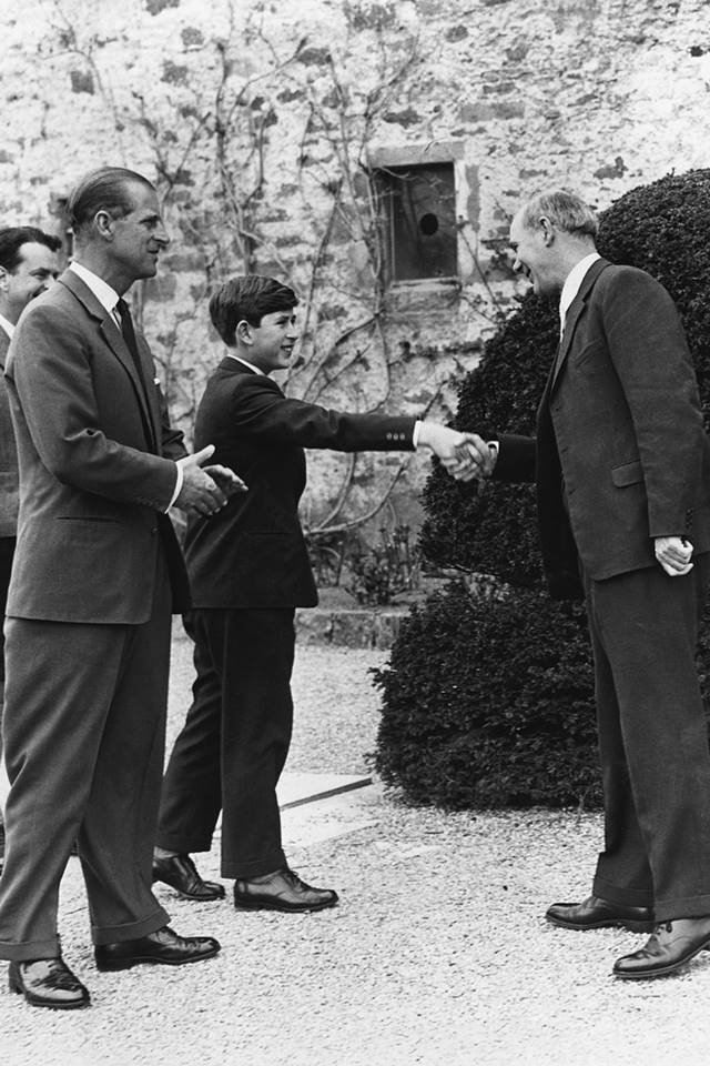 Príncipes Philip e Charles