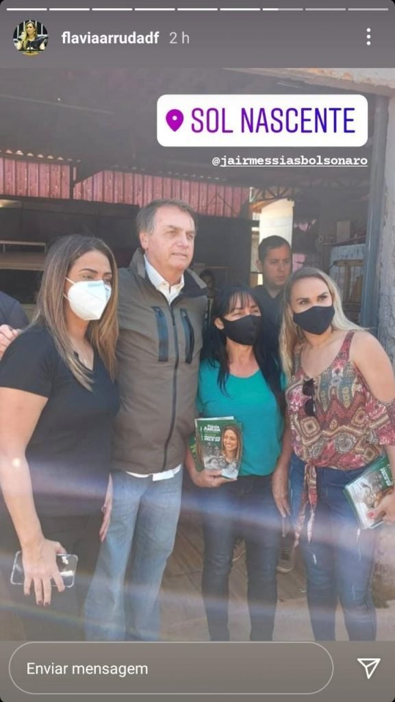 Flávia Arruda e Bolsonaro em foto