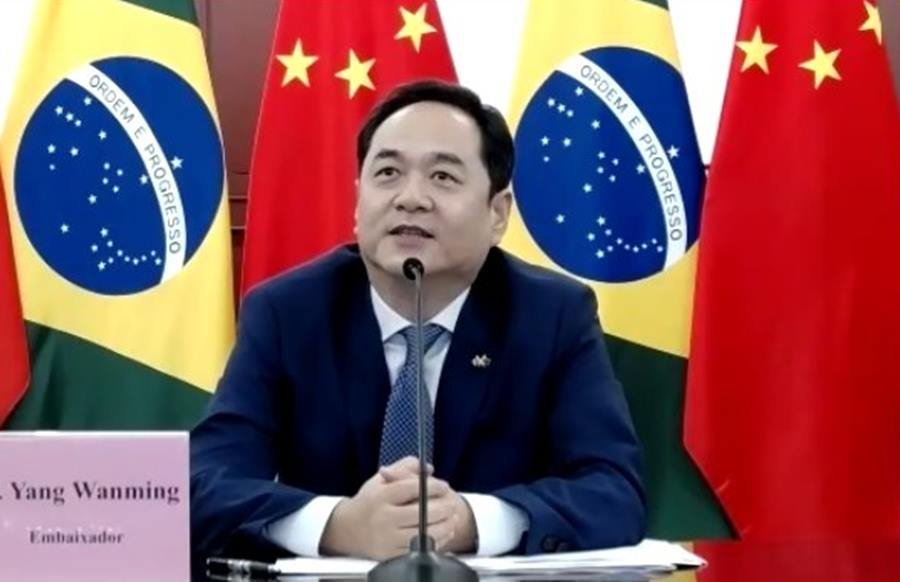 embaixador da China Yang Wanming