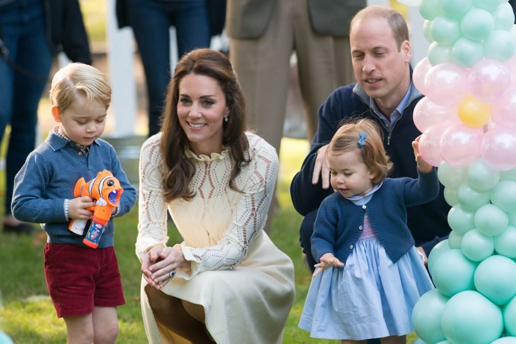 Príncipe George, Kate Middleton, príncipe William e princesa Charlotte