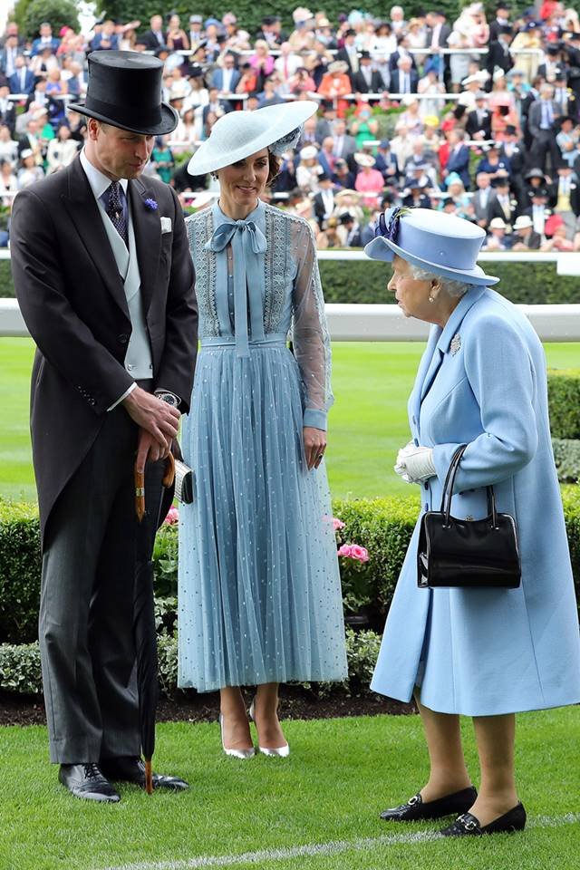 Príncipe William, Kate Middleton e a rainha Elizabeth