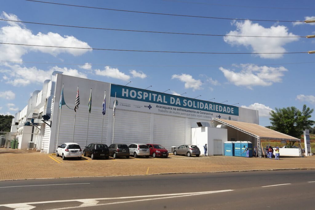 Fachada do Hospital da Solidariedade, unidade de campanha construída para atendimento exclusivo a pacientes com Covid-19