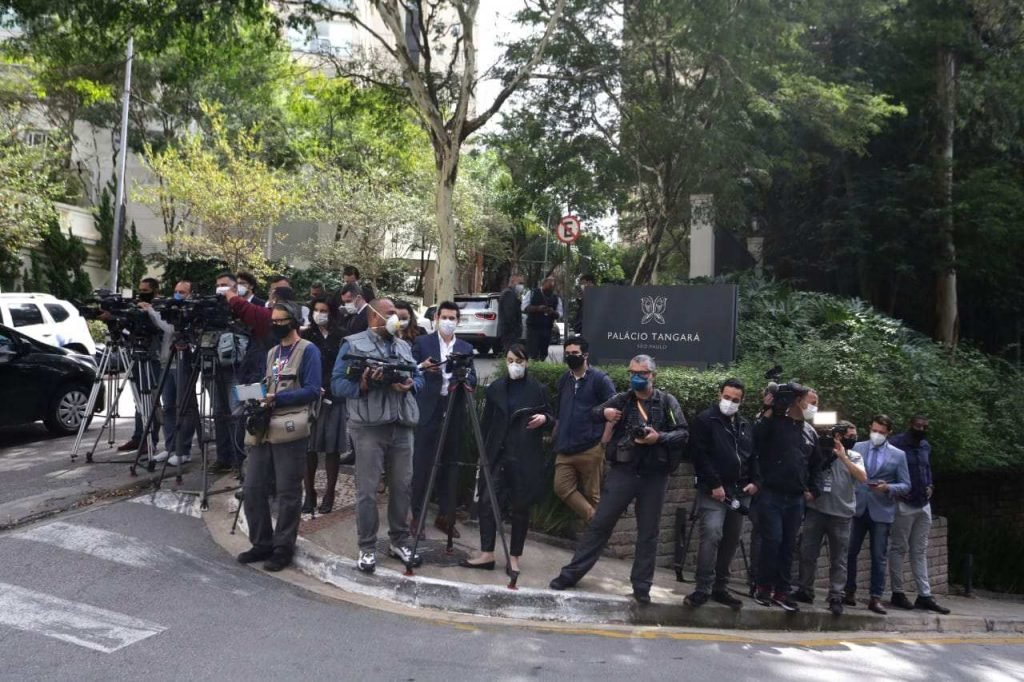 Presidente e demais convidados não falaram com a Imprensa