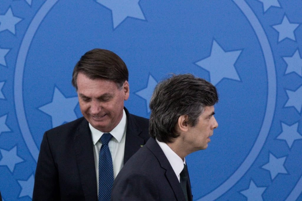 Nelson Teich durante posse no governo bolsonaro