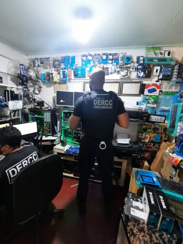 goias policia civil deflagra operacao contra pornografia infantil