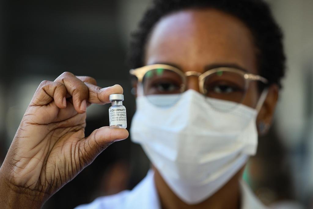 Vacinação Pfizer no Rio