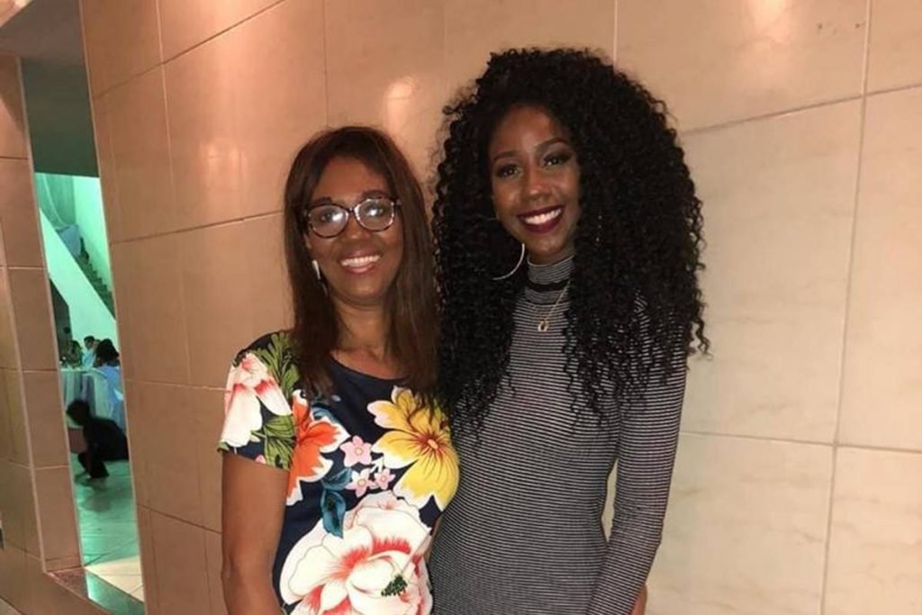 Camilla de Lucas e mãe