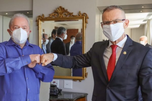 Lula e o senador Fabiano Contarato