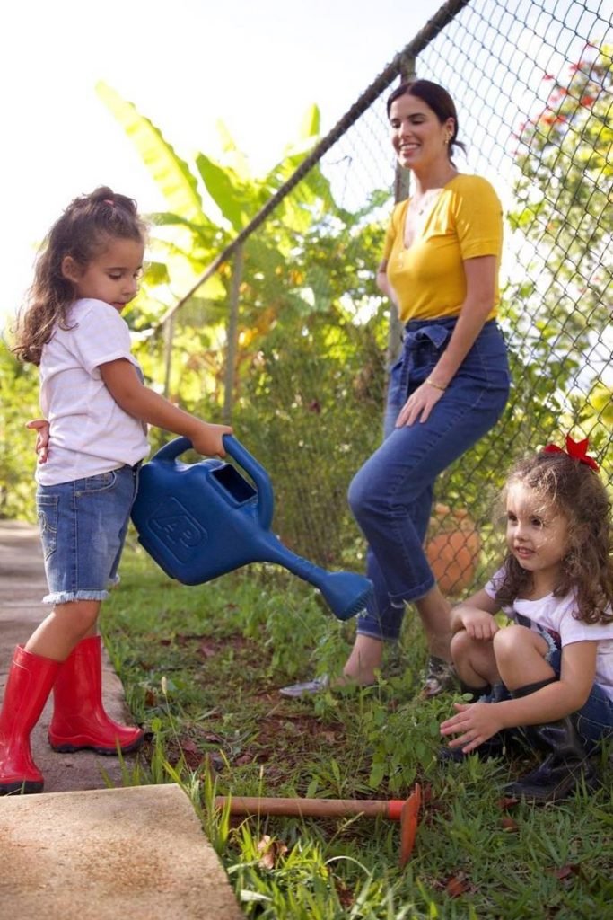 Denise Gebrim com Maria Antônia e Maria Helena