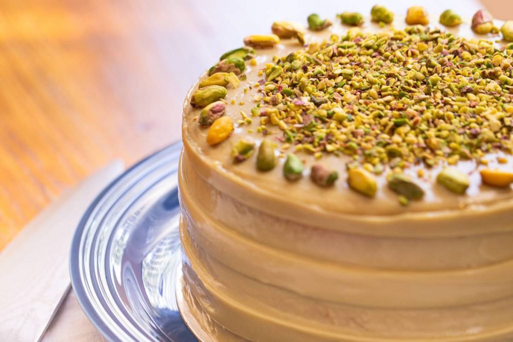 Bolo de pistache e baunilha