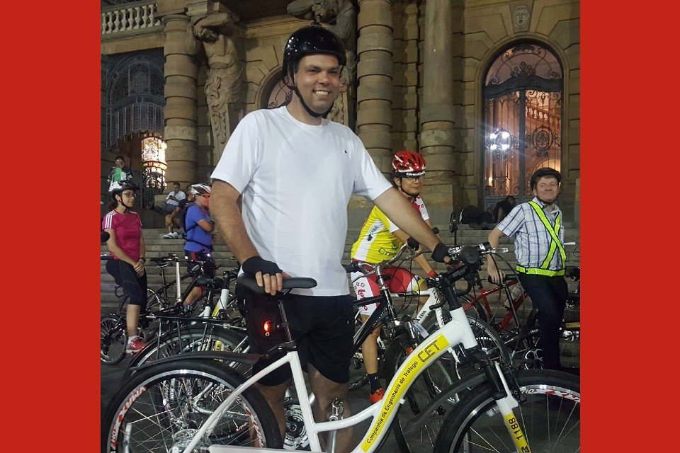 Durante primeiro ano de prefeitura de São Paulo, encarou a malhação e mudou o visual