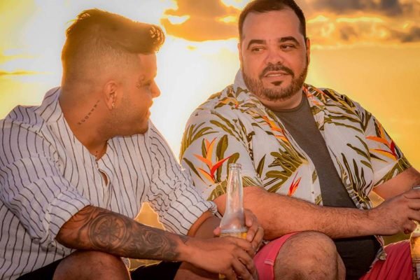 Saulo e Rafael, casal homoafetivo de Anápolis (GO), que recebeu ameaças de morte depois que anunciou a realização do casamento