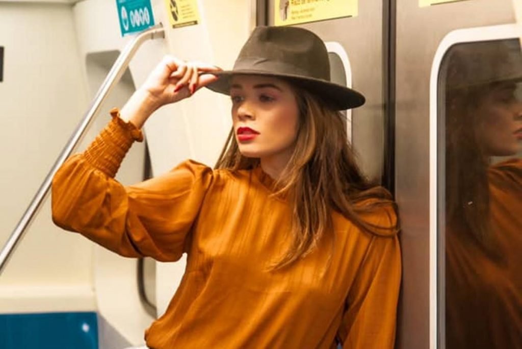 Modelo Taynnara Melo morre em acidente de carro em goiás