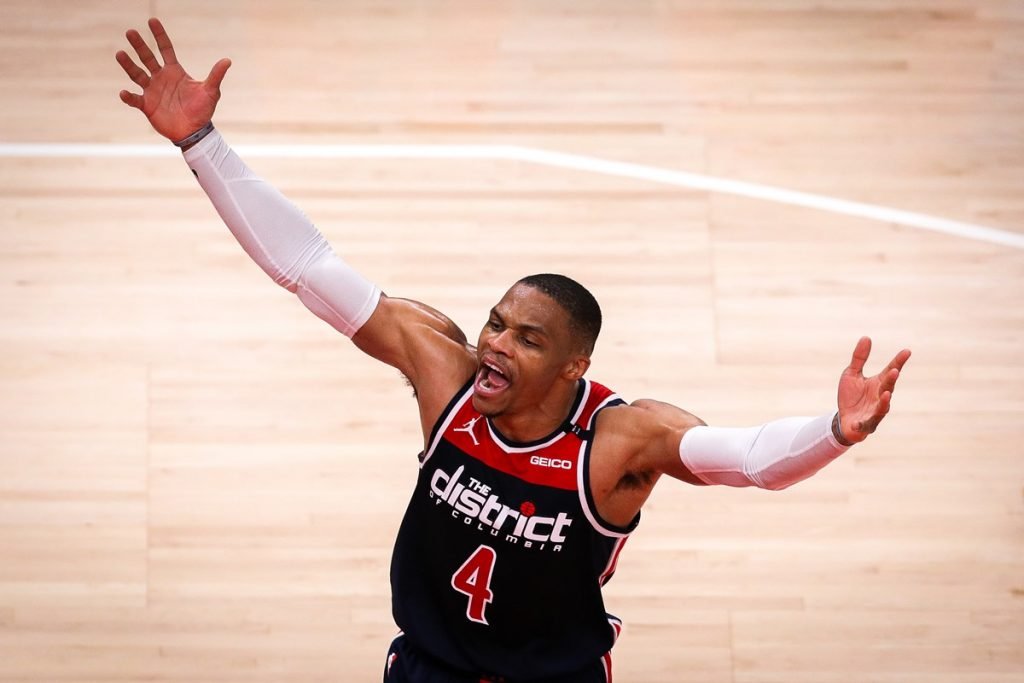 Westbrook é aplaudido de pé em estreia pelos Clippers, nba