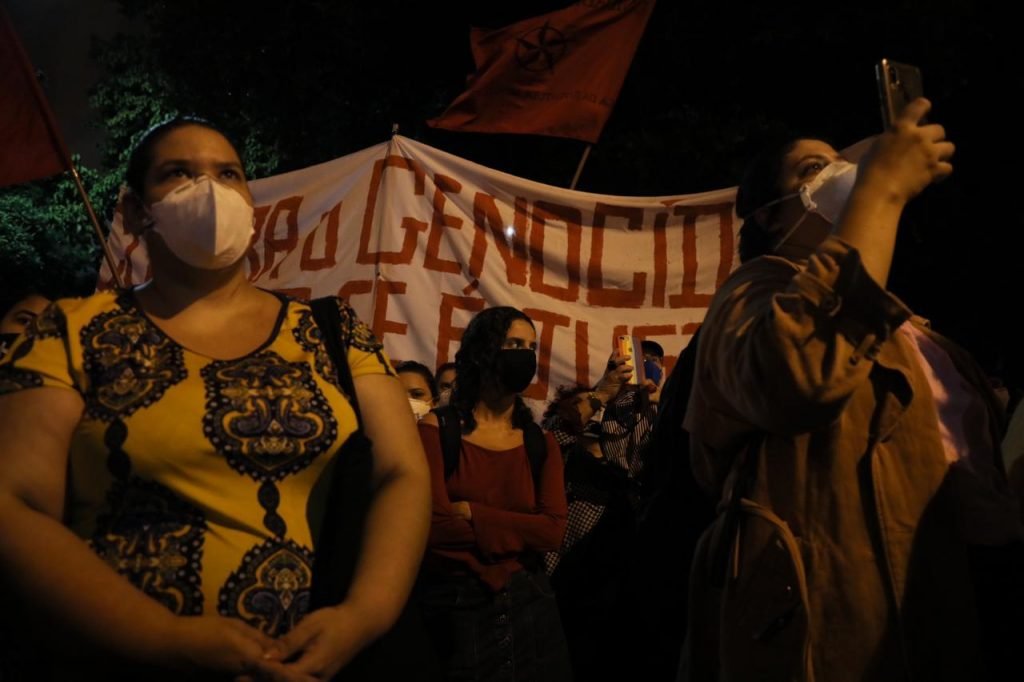 Manifestação do Movimento Negro contra a violência na Candelária