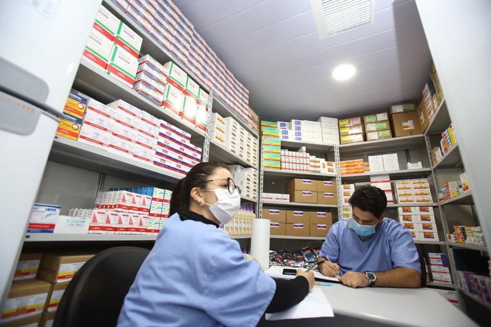 Ibaneis inaugura hospital de campanha do autódromo