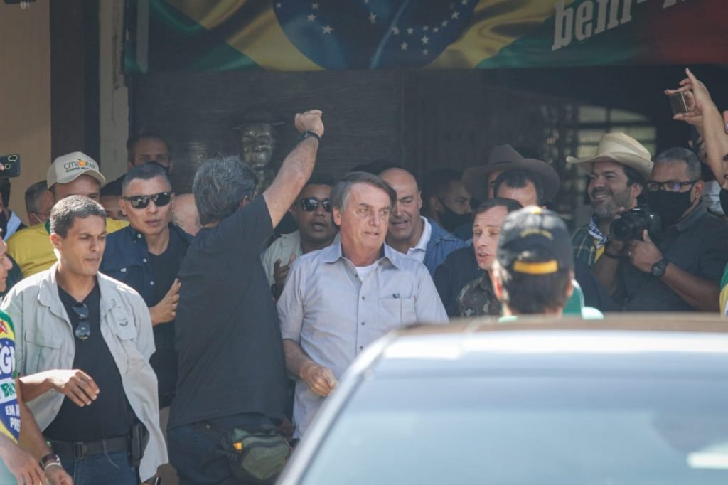 Bolsonaro almoça em CTG em Brasília
