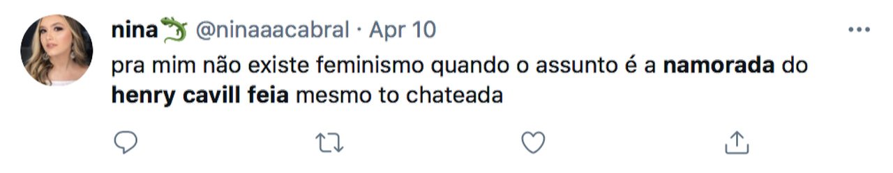 Henry Cavill posou ao lado de sua namorada, mas foi criticado por parecer  uma