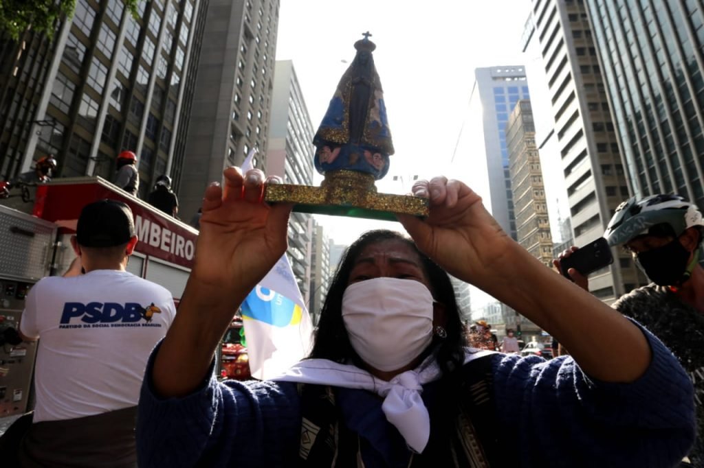 Velório do prefeito de São Paulo, Bruno Covas, neste domingo (16/5)