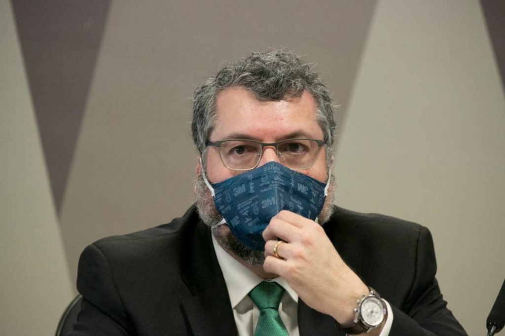 Ernesto Araújo depõe na CPI da Covid