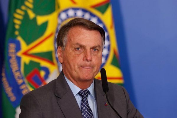 presidente jair bolsonaro durante lançamento do Programa Gigantes do Asfalto no palácio do Planalto