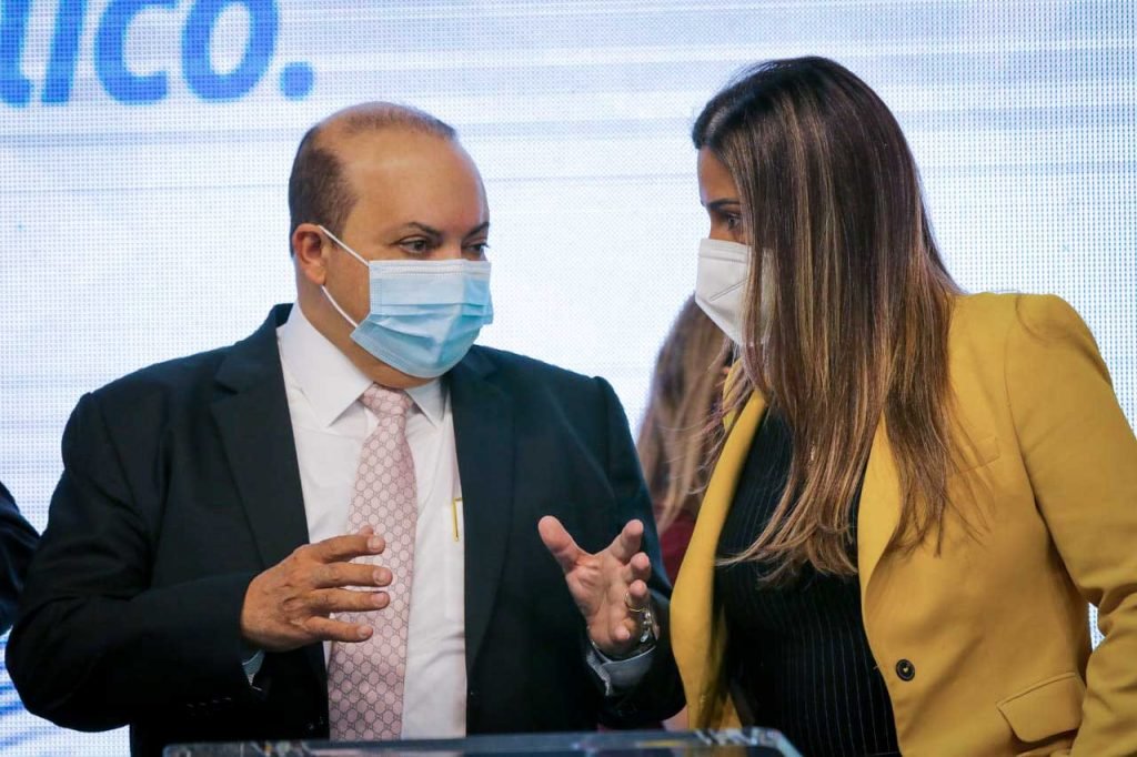 governador ibaneis rocha durante Assinatura do decreto de nomeação dos 437 aprovados no concurso da Secretaria de Educação_-6